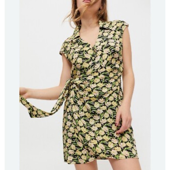 Urban Outfitters Dresses & Skirts - Urban Outfitters Medium Yellow Floral All Over True Wrap Mini Dress Sleeveless